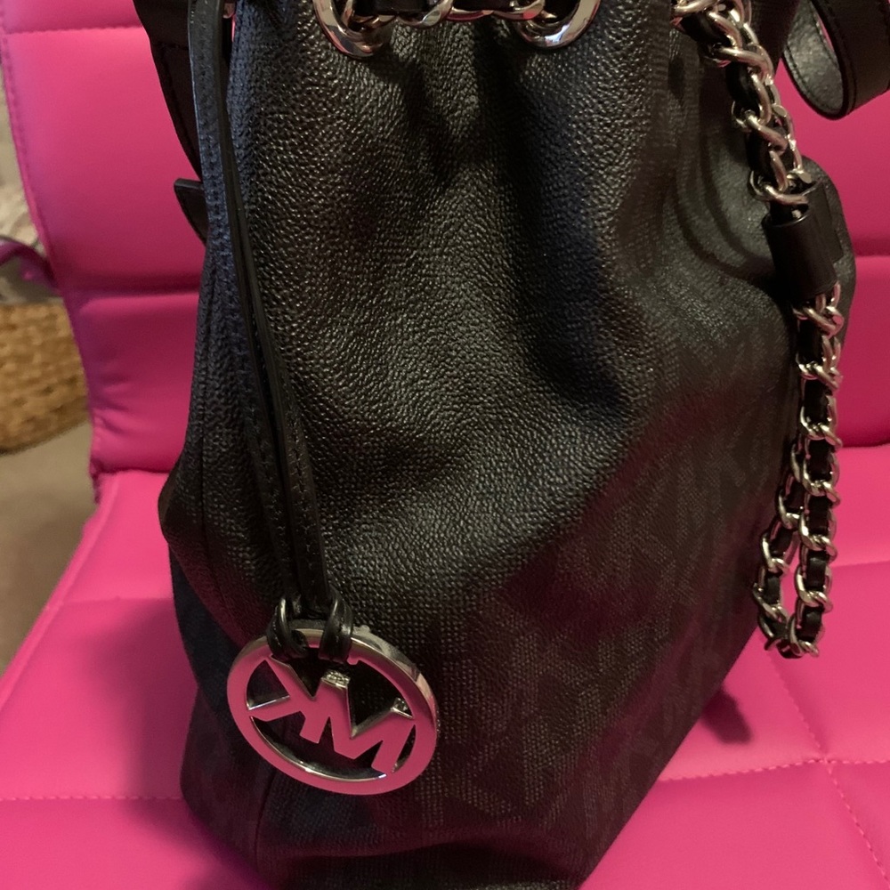 Handbag - Picture 2 of 4